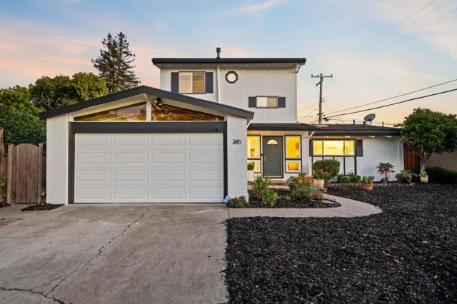 2416 Johnson Place, Santa Clara CA: https://media.crmls.org/mediaz/2269043a-10ca-4f74-9e2d-7b8d2b660dd7.jpg