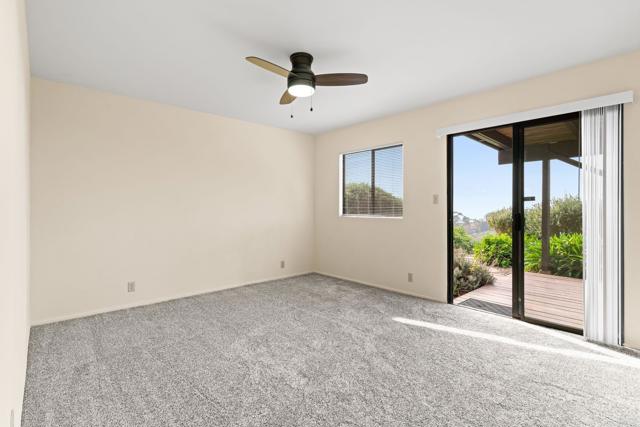 6960 Via Estrada, La Jolla CA: https://media.crmls.org/mediaz/22699e5c-8448-4c42-84e7-93c0805b166e.jpg