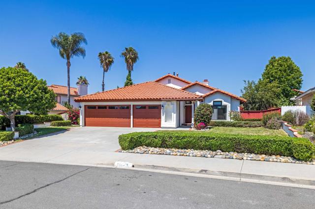718 Lockwood Place, Oceanside CA: https://media.crmls.org/mediaz/226a4f7a-24f3-433b-bb53-e02c27f45920.jpg