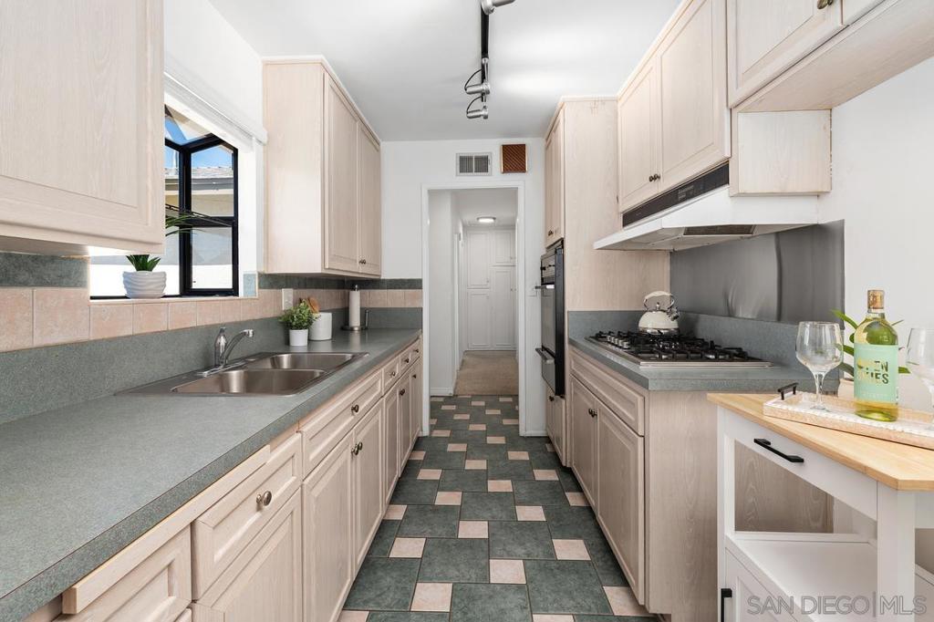 5333 Palmyra Ave - photo 17