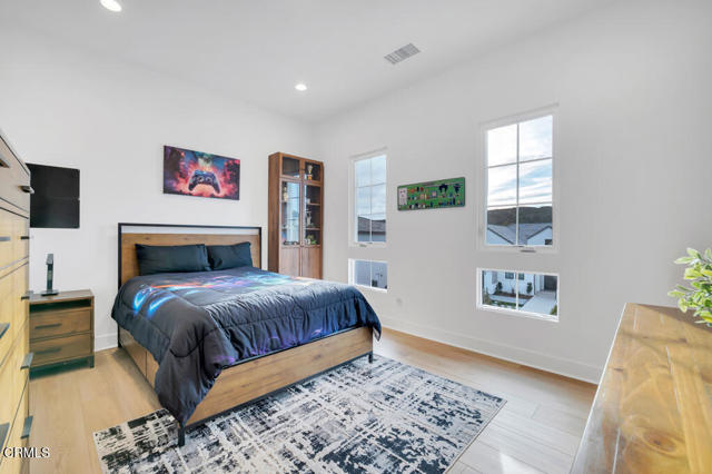 Detail Gallery Image 48 of 70 For 11944 N Red Hawk Ln, Porter Ranch,  CA 91326 - 5 Beds | 5 Baths