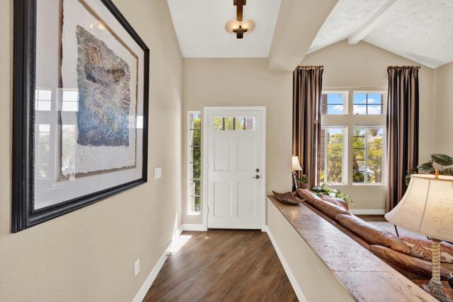 Detail Gallery Image 8 of 69 For 5071 Nighthawk Way, Oceanside,  CA 92056 - 3 Beds | 2/1 Baths