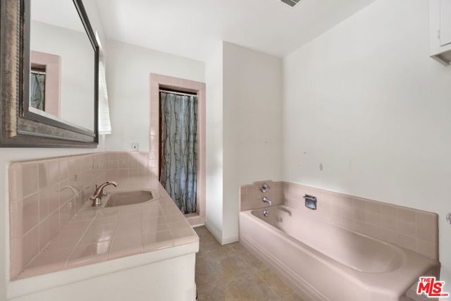 7230 Outpost Cove Drive, Los Angeles CA: https://media.crmls.org/mediaz/22710aff-ef7e-4ffb-a83b-74fe8a3cd247.jpg