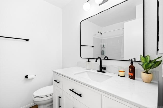 Detail Gallery Image 5 of 22 For 9411 Lake Murray Blvd #B,  San Diego,  CA 92119 - 3 Beds | 2/1 Baths
