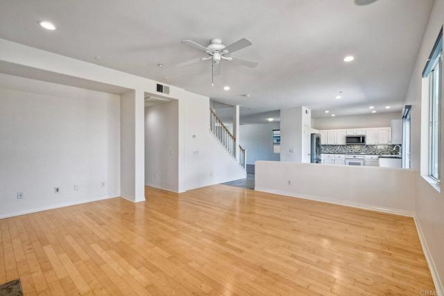 5478 Alexandrine Court, Oceanside CA: https://media.crmls.org/mediaz/2272707d-ca00-49f0-ab14-12fa9882a91f.jpg