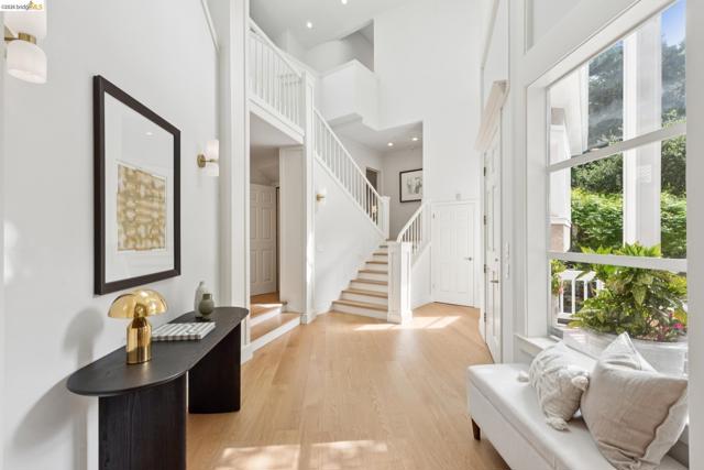 Image 4 of 57 For 23 Valant Place