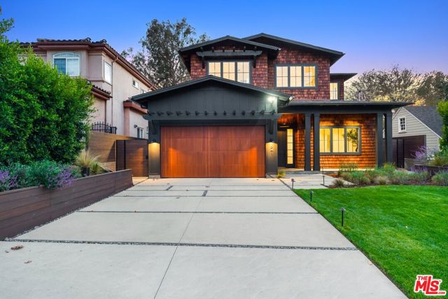 4 Bed Home for Sale in Los Angeles, California