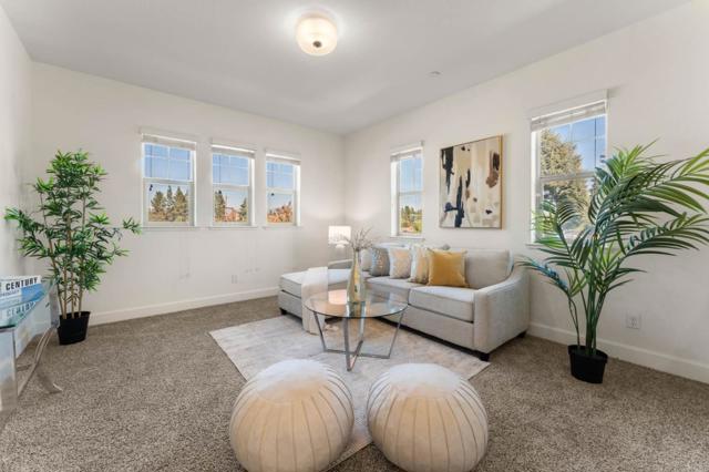 714 Sullivan Way, Gilroy CA: https://media.crmls.org/mediaz/227496bc-2b8e-44f0-a492-03fc98738e61.jpg