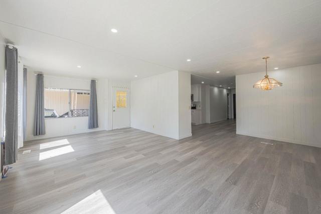 13990 Monte De Oro, Castroville CA: https://media.crmls.org/mediaz/2275d69b-59e0-4a90-b8ee-535d27b27a8d.jpg