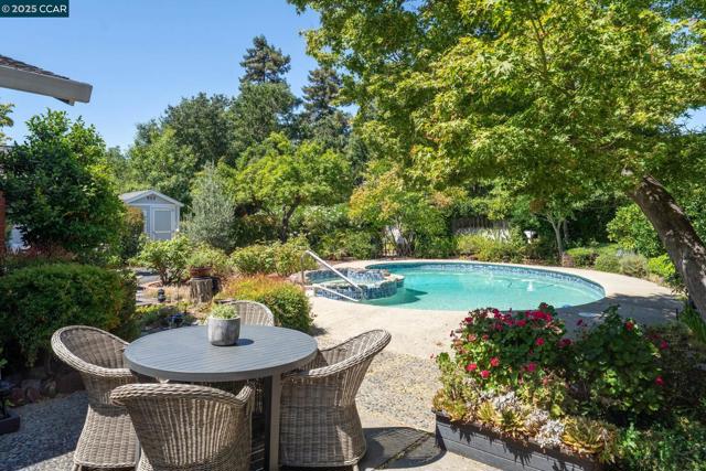 149 Rock Oak Court, Walnut Creek CA: https://media.crmls.org/mediaz/22776ba3-c8ee-461b-aa89-5eef135d2e62.jpg