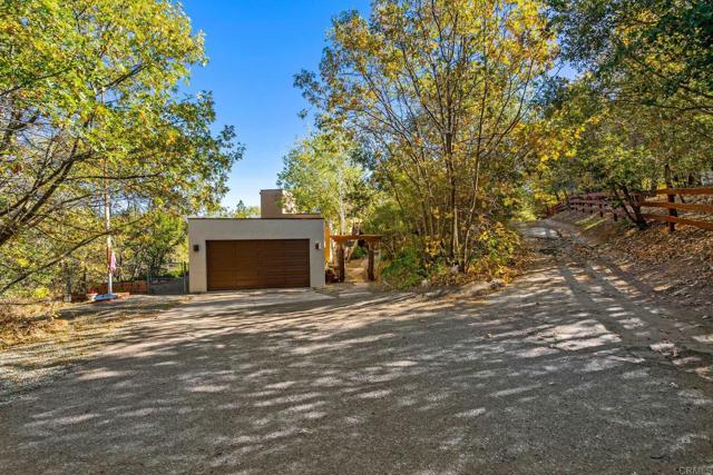 Detail Gallery Image 5 of 54 For 2810 Three Peaks Ln, Julian,  CA 92036 - 3 Beds | 2/1 Baths