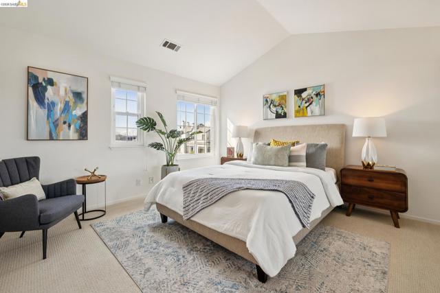 Image 29 of 55 For 306 Commodore Dr