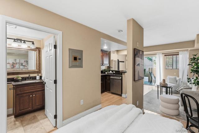 3927 Nobel Dr, San Diego CA: https://media.crmls.org/mediaz/2279d4ec-f459-4c34-8afa-b60953ffc392.jpg