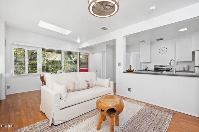 Detail Gallery Image 21 of 40 For 314 San Juan Way, La Canada Flintridge,  CA 91011 - 4 Beds | 2 Baths