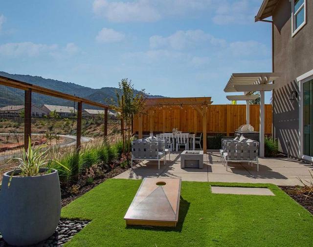 7120 Rece Lane, Gilroy CA: https://media.crmls.org/mediaz/227aab3d-922b-41ec-9253-eddfc11c7bd3.jpg