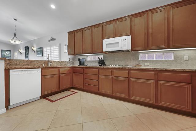 Image 11 of 42 For 45347 Big Canyon Street