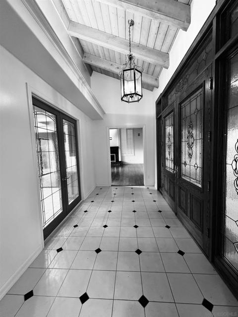 15725 Pauma Valley Drive, Pauma Valley CA: https://media.crmls.org/mediaz/227bb5eb-8962-4b2c-900b-ccab3ba0f35f.jpg