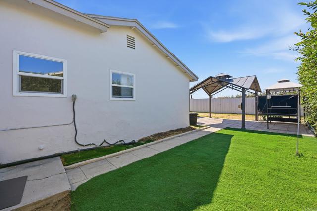 394 Coralwood Dr, San Diego, CA 92114 photo 40