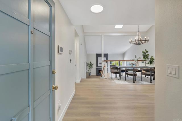 Detail Gallery Image 3 of 38 For 2109 N Nutmeg St, Escondido,  CA 92026 - 3 Beds | 2 Baths