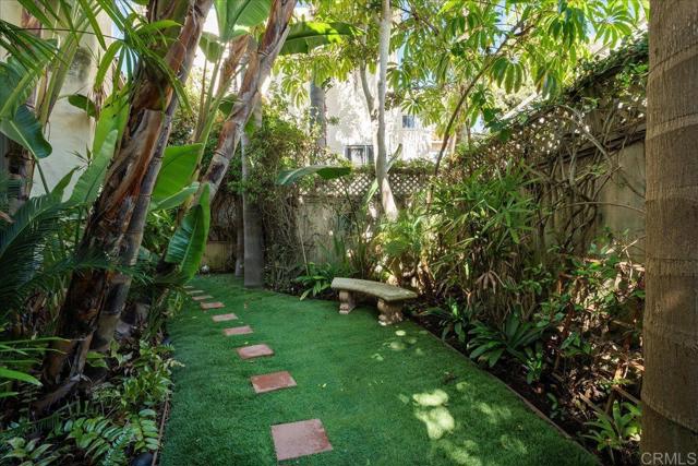 Detail Gallery Image 32 of 45 For 7339 Draper Ave, La Jolla,  CA 92037 - 3 Beds | 3 Baths