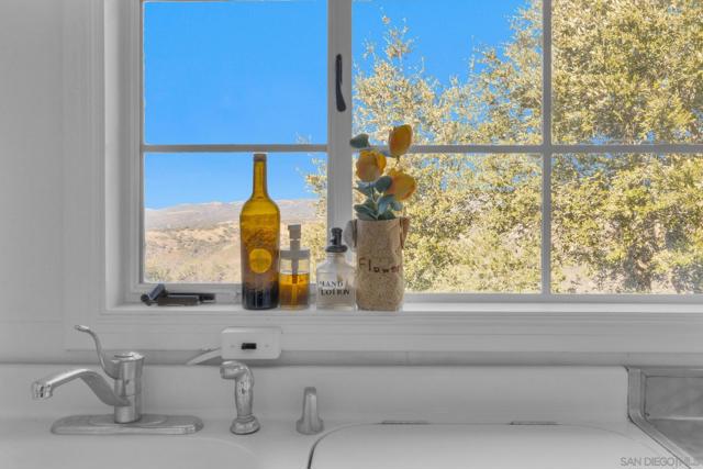 3306 Oak Grove, Julian CA: https://media.crmls.org/mediaz/22816fb5-d675-4cbe-8bba-fa93e9ab8500.jpg