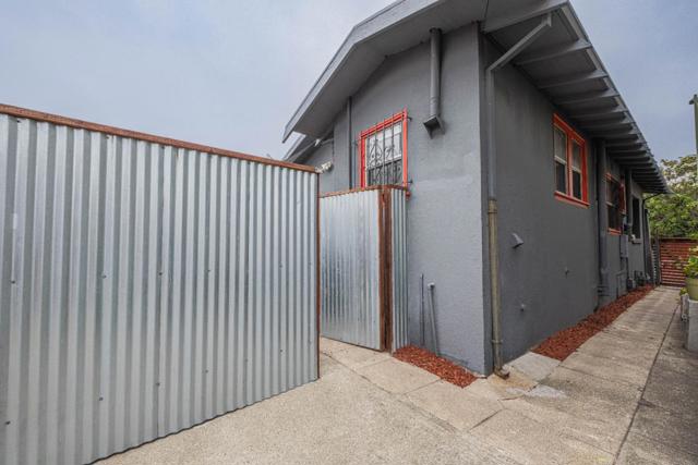 4211 Martin Luther King Jr Way, Oakland CA: https://media.crmls.org/mediaz/2281bf9d-a388-4fe2-a622-871eaf973113.jpg