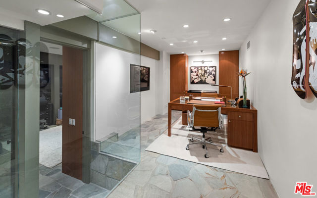 1659 Waynecrest Drive, Beverly Hills CA: https://media.crmls.org/mediaz/2281bfe9-e91e-4ac7-a6d7-7f50489c7c1f.jpg