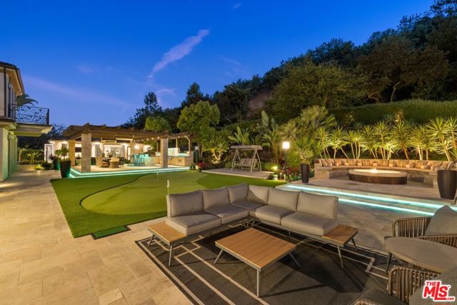 2855 Oak Knoll Drive, Diamond Bar CA: https://media.crmls.org/mediaz/22826b22-9f69-41bf-b55a-bc618c213e2c.jpg
