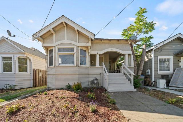 484 E Saint John Street, San Jose CA: https://media.crmls.org/mediaz/22837c84-c893-4de8-8362-5cfc1429d91f.jpg