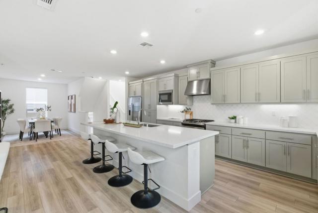 9065 Tallship Way, Newark CA: https://media.crmls.org/mediaz/22841170-72bb-43b8-91b6-415de2fb1d56.jpg