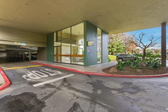 819 N Humboldt Street, San Mateo CA: https://media.crmls.org/mediaz/2284f697-831a-48b8-8def-220d5c9a4db1.jpg