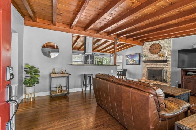 Detail Gallery Image 2 of 33 For 8271 Lincoln St, Lemon Grove,  CA 91945 - 3 Beds | 2 Baths