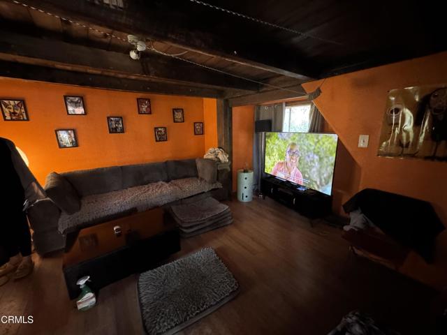 28270 Albion Ridge Road, Albion CA: https://media.crmls.org/mediaz/22877b13-a265-43fc-8ff1-ba853027a670.jpg