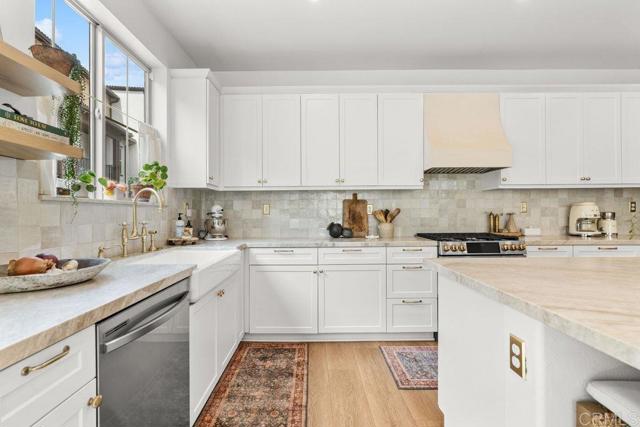 Detail Gallery Image 26 of 69 For 1763 Laurelwood Way, Oceanside,  CA 92057 - 3 Beds | 2/1 Baths