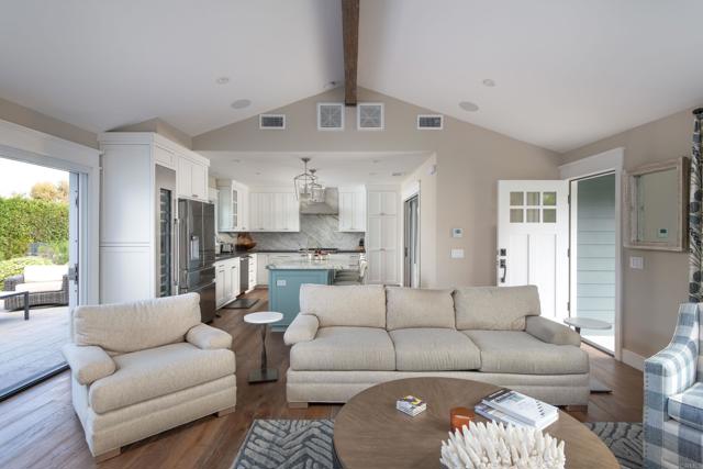 Detail Gallery Image 6 of 32 For 264 24th St, Del Mar,  CA 92014 - 3 Beds | 4 Baths