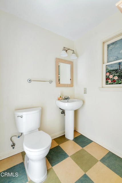 Detail Gallery Image 27 of 38 For 1921 N Harding Ave, Altadena,  CA 91001 - 3 Beds | 1/1 Baths