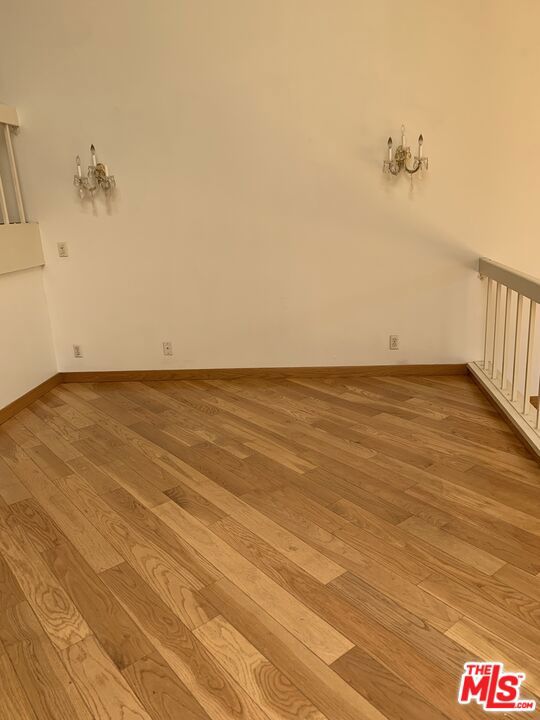 1629 Michael Lane, Pacific Palisades CA: https://media.crmls.org/mediaz/2289c653-334c-402a-a048-4127f93893db.jpg