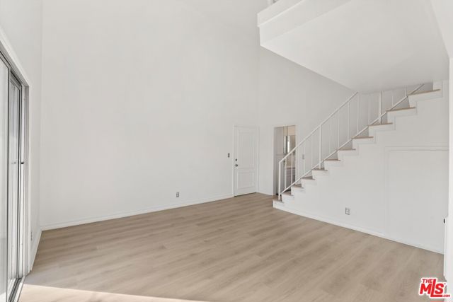 1125 Pico Boulevard, Santa Monica CA: https://media.crmls.org/mediaz/2289f4a5-c827-4685-b559-f51aae7e40fc.jpg