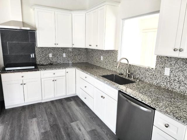 134 Cypress, Redwood City CA: https://media.crmls.org/mediaz/228a3259-6463-4ff5-9002-203958a6785a.jpg