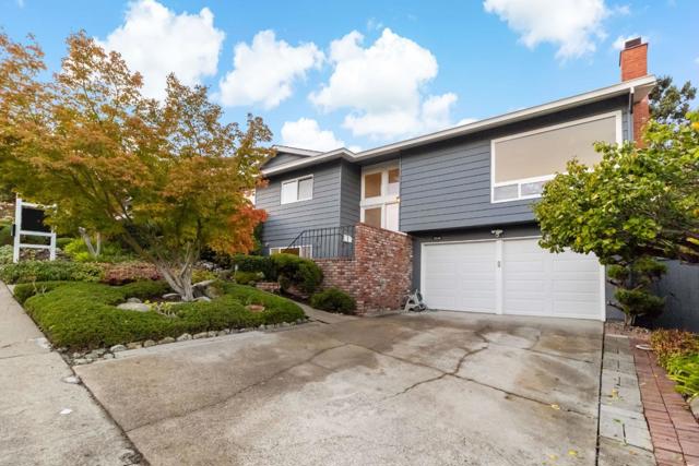 3848 Vineyard Drive, Redwood City CA: https://media.crmls.org/mediaz/228ab525-f6d0-4def-8c8d-8f00a578c0d8.jpg