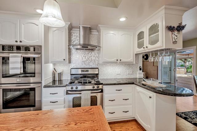 18 Linden Road, Watsonville CA: https://media.crmls.org/mediaz/228b6864-53dd-4255-ab55-f9ecb971850e.jpg