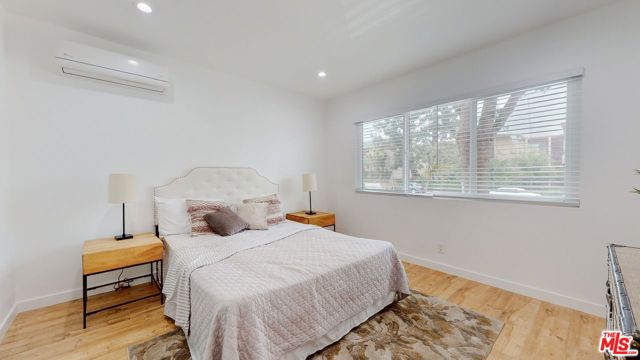 1435 N Fairfax Avenue, West Hollywood CA: https://media.crmls.org/mediaz/228c9e13-22a4-4c02-ba72-4760d13e841e.jpg