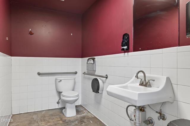  Commercial for Sale in Ventura, California