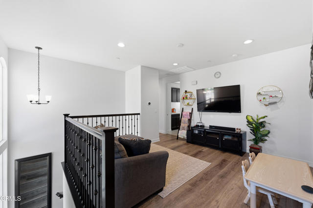 Detail Gallery Image 18 of 42 For 2406 Nicklaus St, Oxnard,  CA 93036 - 4 Beds | 2/1 Baths