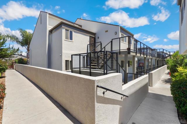 4185 Mount Alifan Pl, San Diego CA: https://media.crmls.org/mediaz/228f89f0-6567-4796-913a-7bc14127095d.jpg