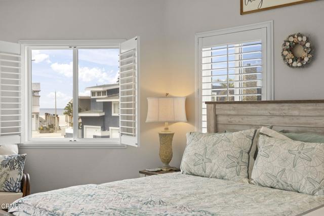 5270 W Wooley Road, Oxnard CA: https://media.crmls.org/mediaz/228f8e0f-3f24-4306-8881-c1282fe29afc.jpg