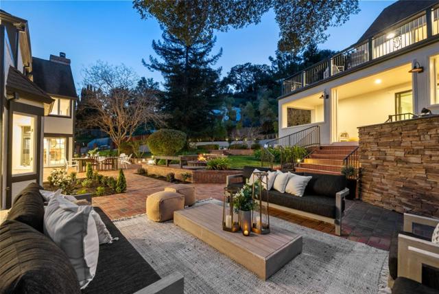 760 Chateau Drive, Hillsborough CA: https://media.crmls.org/mediaz/22901489-2cdb-4583-b05c-51d9b60f2aca.jpg