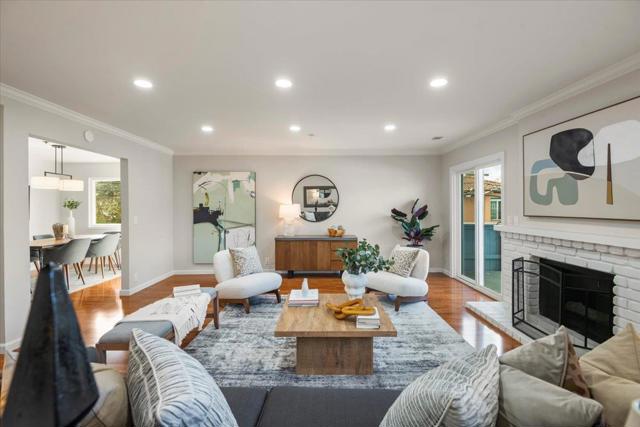 480 Lassen Street, Los Altos CA: https://media.crmls.org/mediaz/229075d1-f60d-40e0-a75b-97f02ce5ceaa.jpg