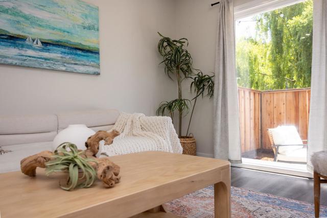 1026 Suzanne Court, Half Moon Bay CA: https://media.crmls.org/mediaz/22909851-961f-4fcc-9199-1b440d8bfc2d.jpg