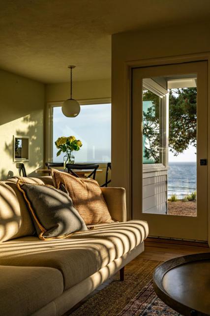 313 Vista Drive, Watsonville CA: https://media.crmls.org/mediaz/2290d761-ed05-439a-9d57-c23ca2eab167.jpg